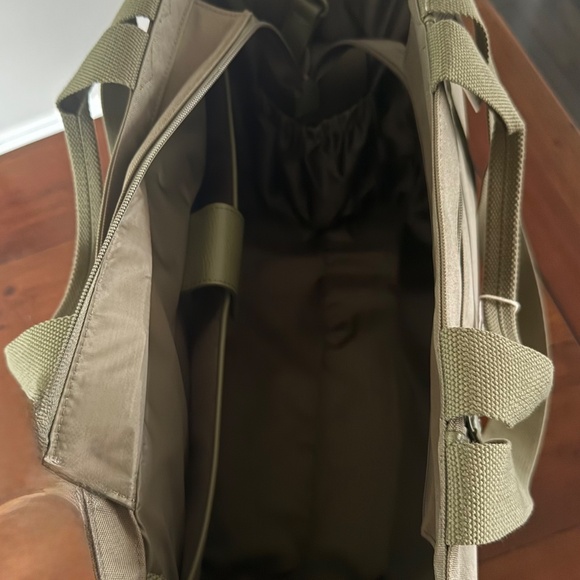 Beis East West Tote - Picture 12 of 14